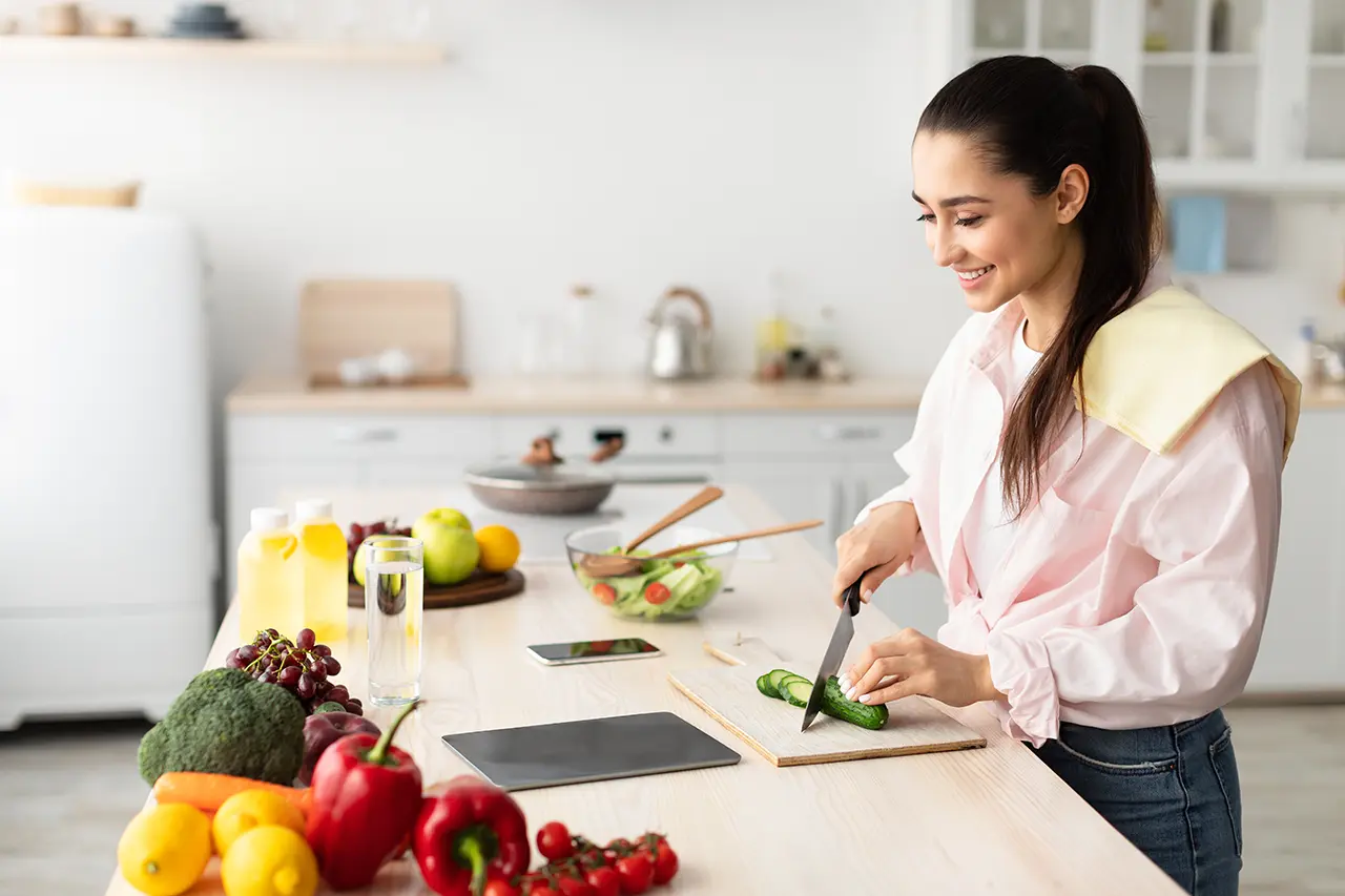 Work with a Registered Dietitian Nutritionist to build healthy nutrition habits